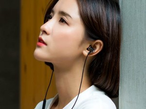 吃鸡 rap 美女同款耳机，听声辨位，畅享游戏乐趣